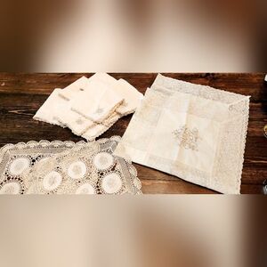 Vintage Table Linens Set lace embroidery